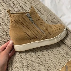 Steve Madden booties